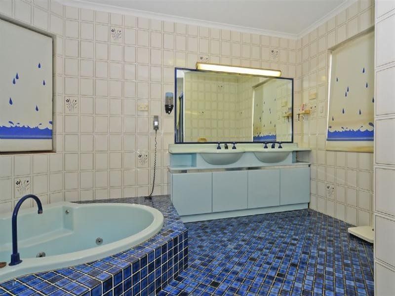 27 Shannon Street, Redbank Plains QLD 4301