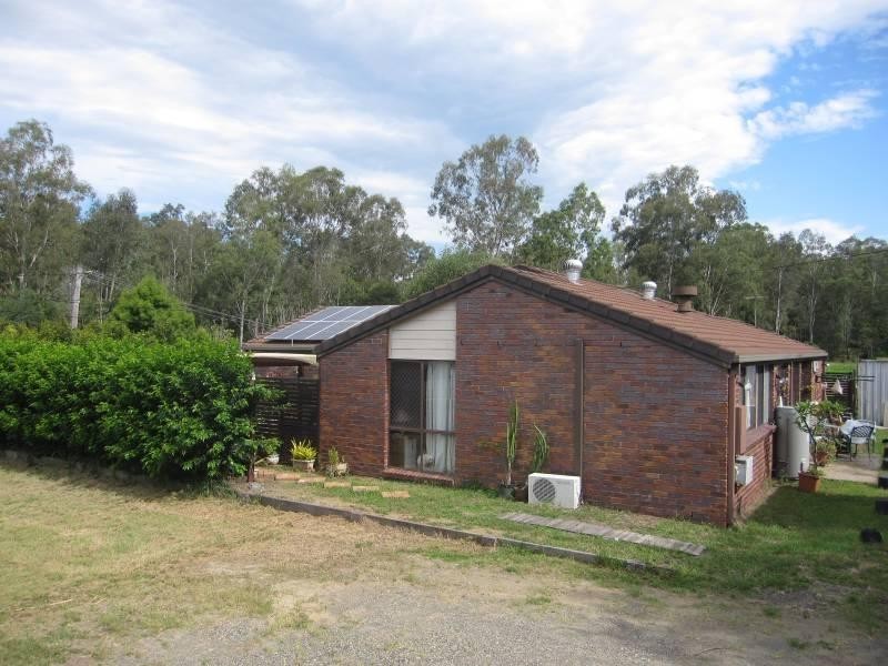 17-19 Jones Road, Bellbird Park QLD 4300