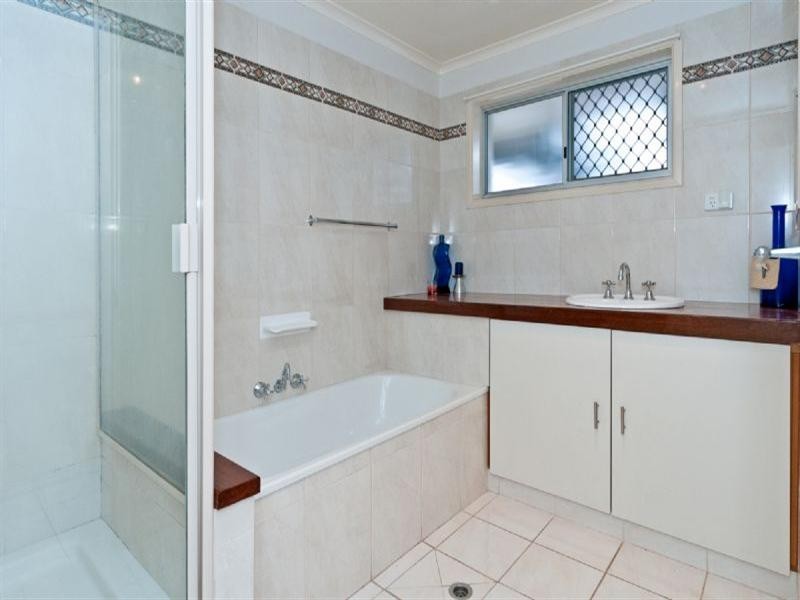 6 Lisa Court, Bellbird Park QLD 4300