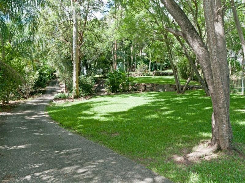 6 Lisa Court, Bellbird Park QLD 4300