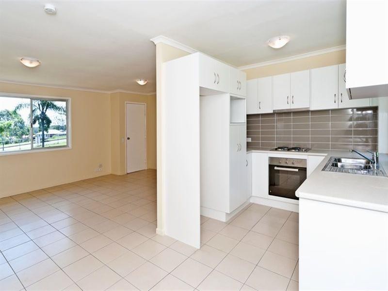 10 School Road, Redbank Plains QLD 4301