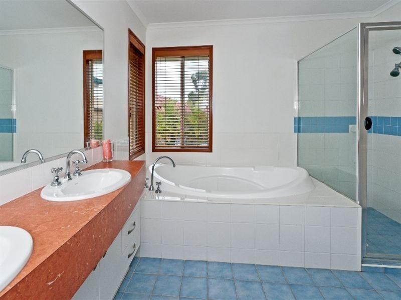 47 Lloyd Bird Crescent, Springfield Lakes QLD 4300