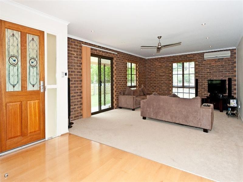 38 Garden Avenue, Camira QLD 4300