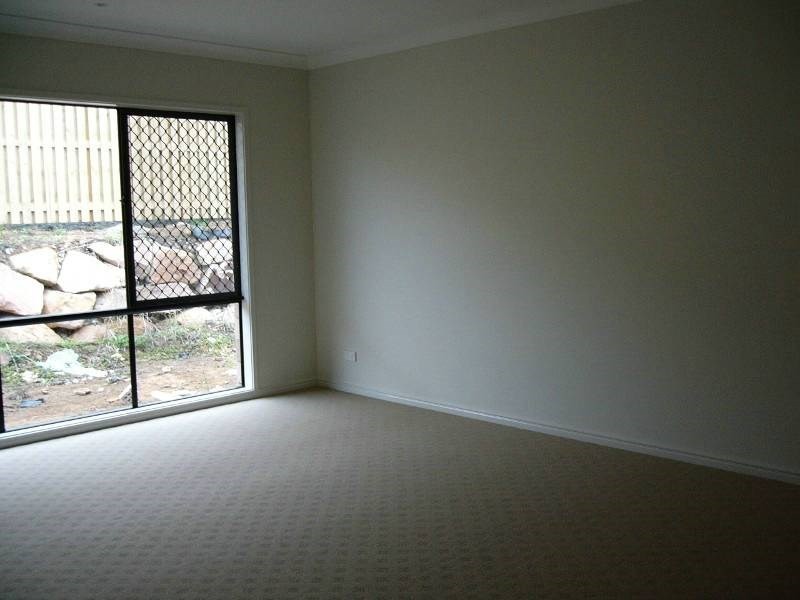 7 Cobbin Circuit, Redbank Plains QLD 4301