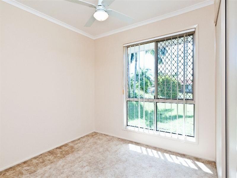 2/115 Cameron Street, Redbank Plains QLD 4301