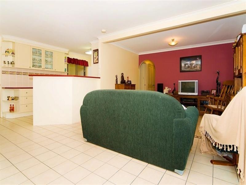 11 Glyn Court, Redbank Plains QLD 4301