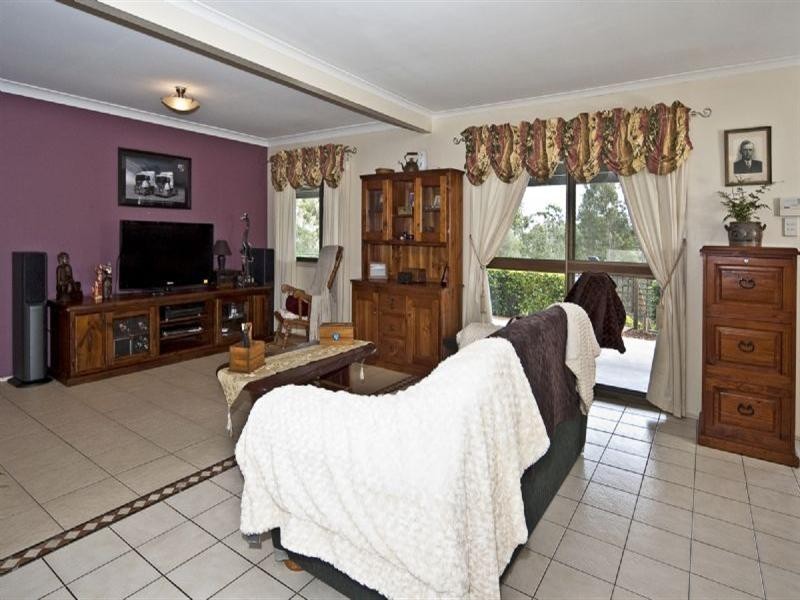 11 Glyn Court, Redbank Plains QLD 4301