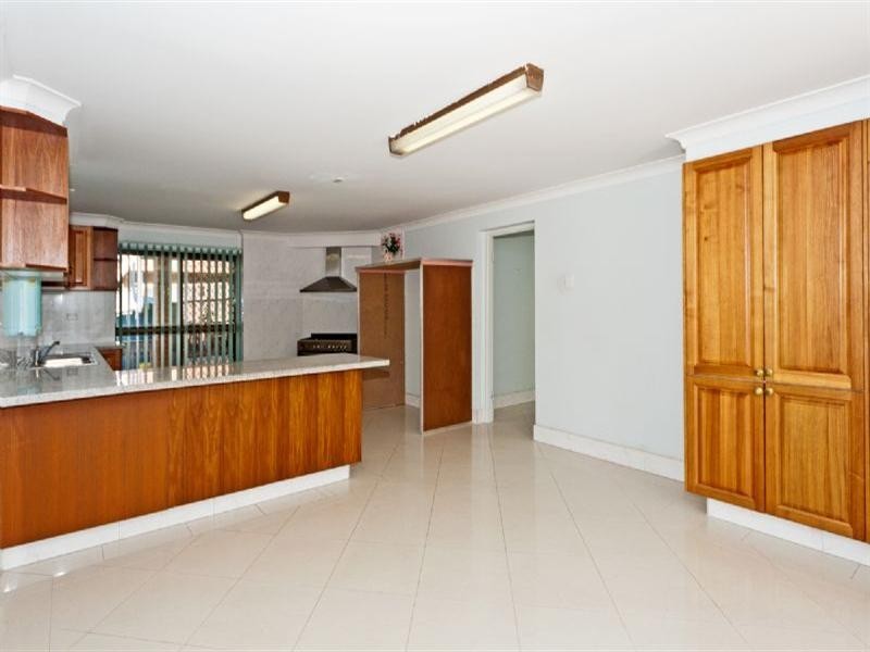 126 Redbank Plains Road, Bellbird Park QLD 4300