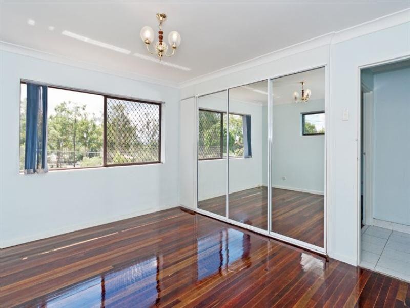 126 Redbank Plains Road, Bellbird Park QLD 4300