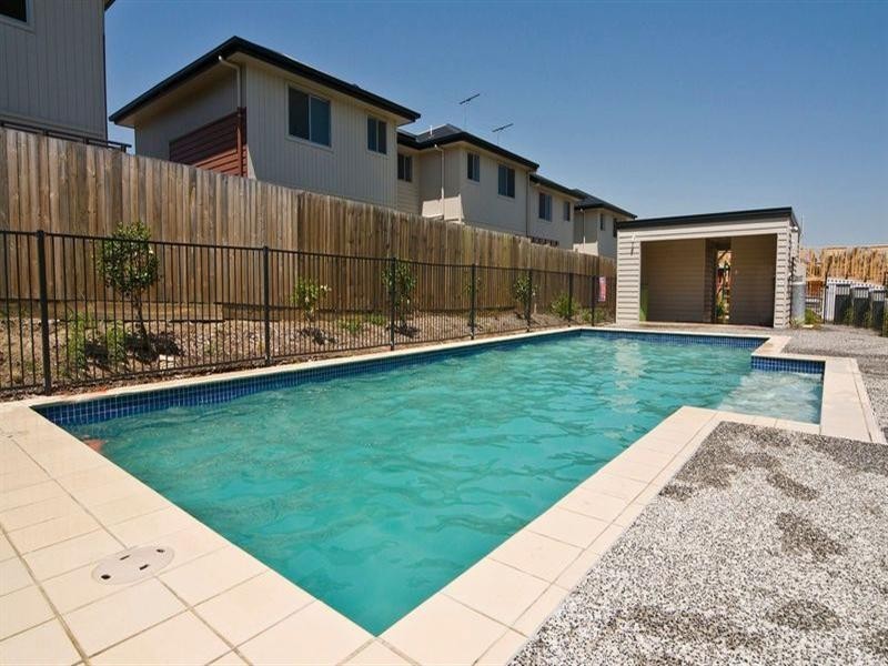 61/266 Henty Drive, Redbank Plains QLD 4301