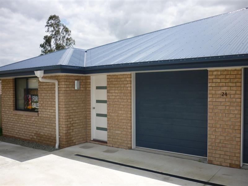 1/24 Colane Street, Redbank Plains QLD 4301