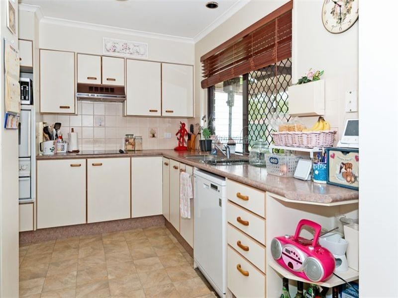 5 Manning Court, Collingwood Park QLD 4301