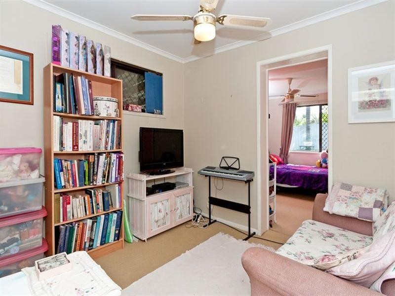 5 Manning Court, Collingwood Park QLD 4301