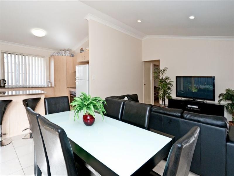 31 Dornoch Crescent, Raceview QLD 4305