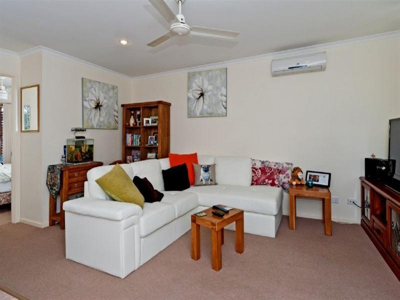 4/13 Thomas Street, Goodna QLD 4300