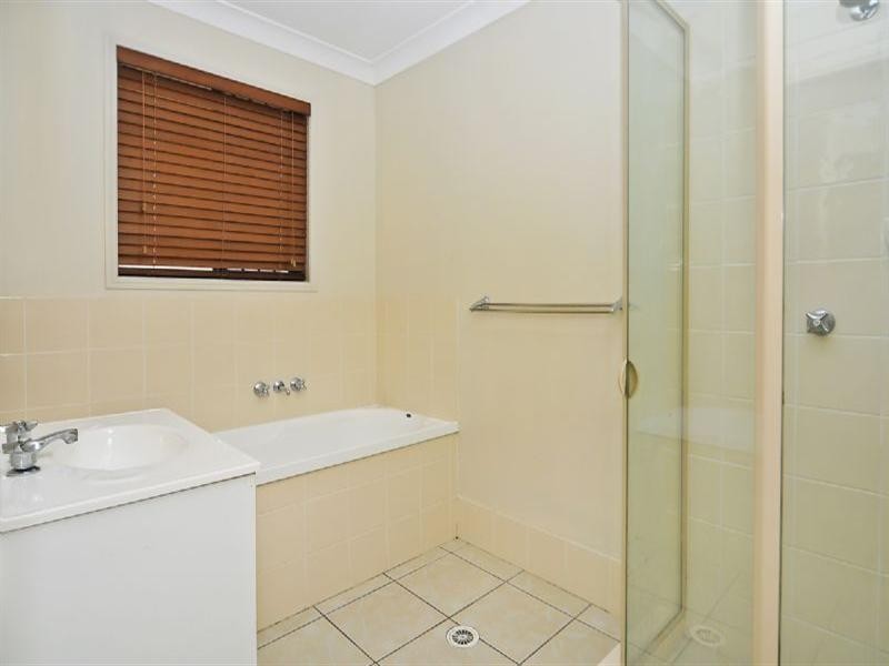 69a Brisbane Road, Riverview QLD 4303