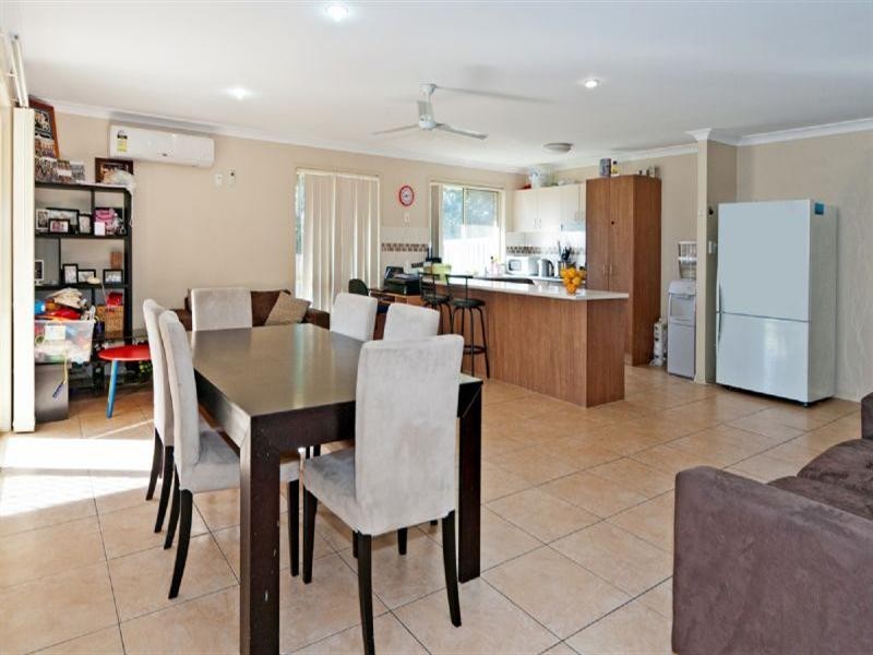 15 Siedofsky Street, Redbank Plains QLD 4301