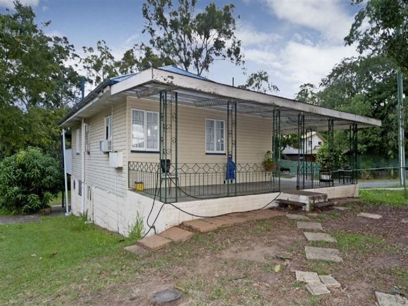 138 Redbank Plains Road, Bellbird Park QLD 4300