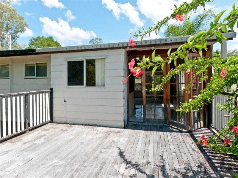 6 Rosemary Street, Bellbird Park QLD 4300