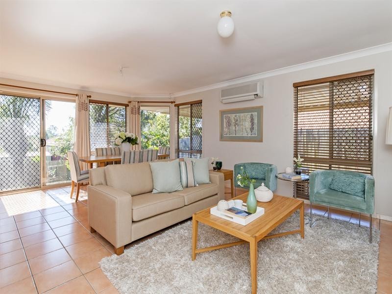 33 Whitmore Crescent, Goodna QLD 4300