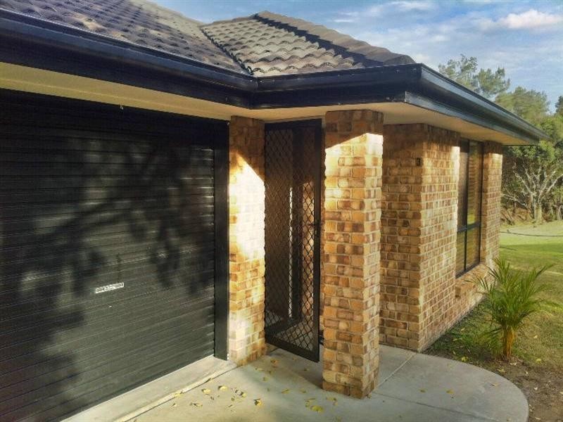 3 Mcdougall Close, Silkstone QLD 4304