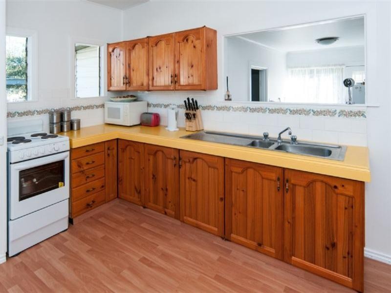 66 Smiths Road, Goodna QLD 4300
