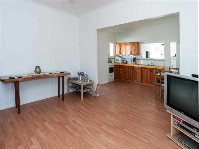66 Smiths Road, Goodna QLD 4300