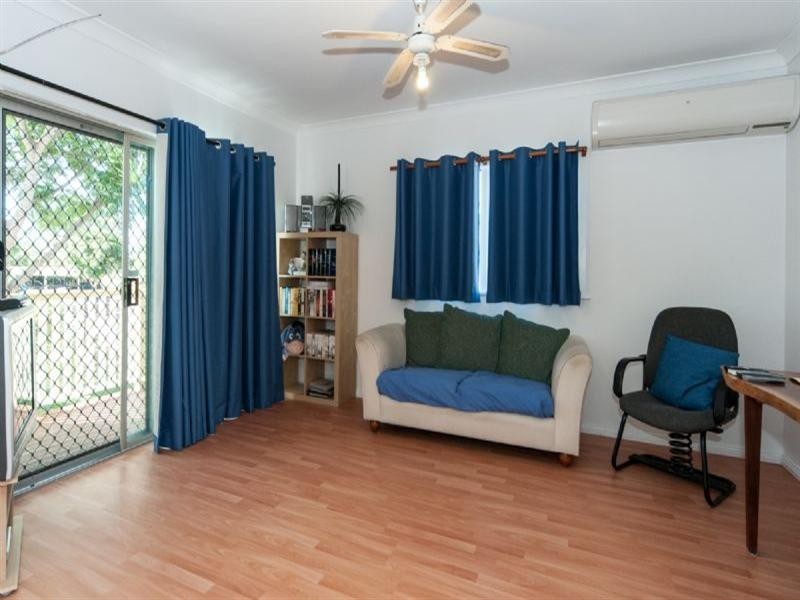 66 Smiths Road, Goodna QLD 4300
