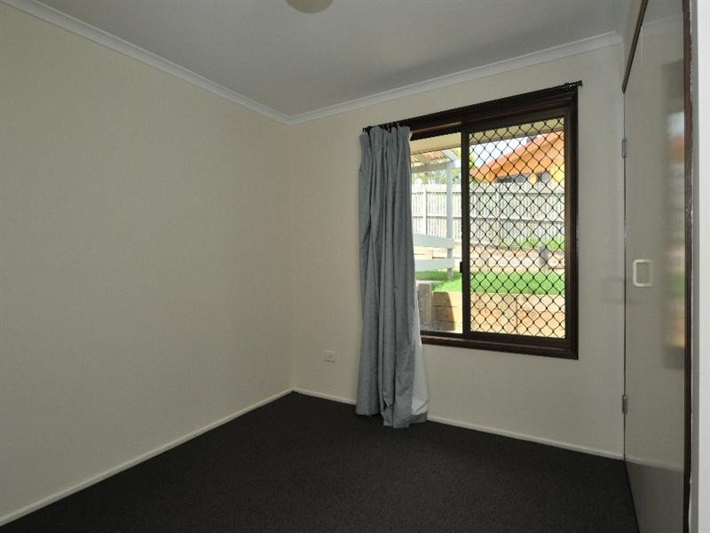 7 Kingfisher Court, Bundamba QLD 4304