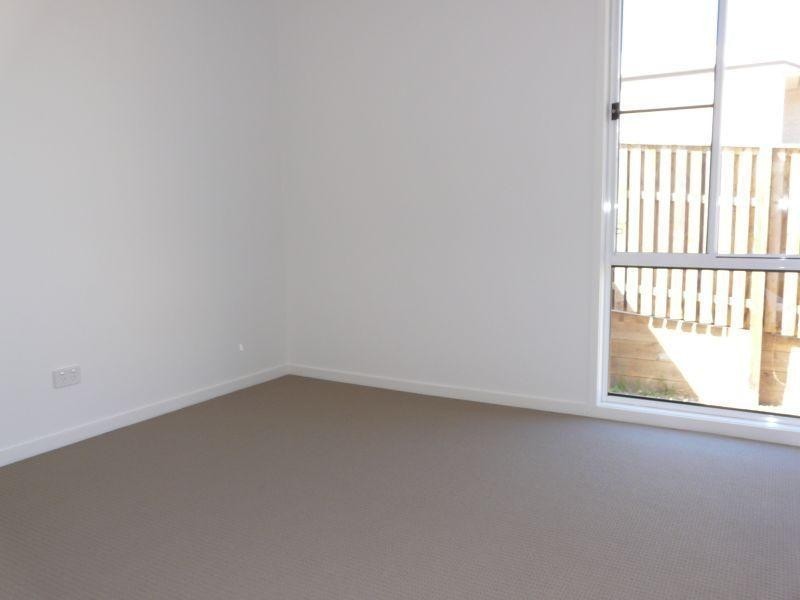 27 Caraway Street, Springfield Lakes QLD 4300