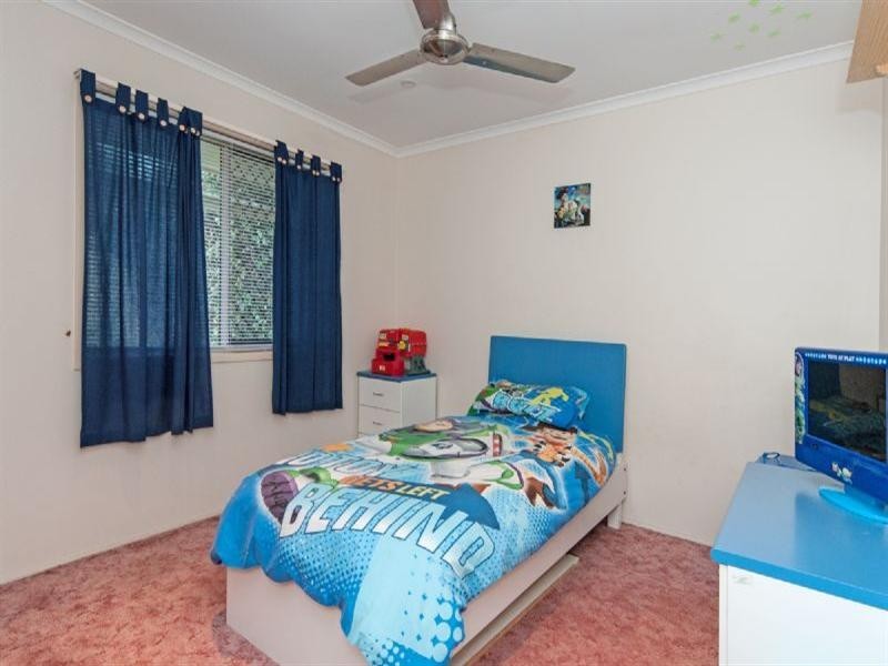 6 Daintree Place, Redbank QLD 4301