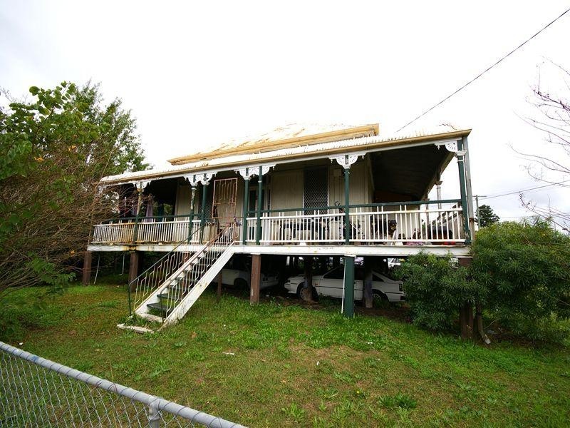 7 South Station Road, Booval QLD 4304