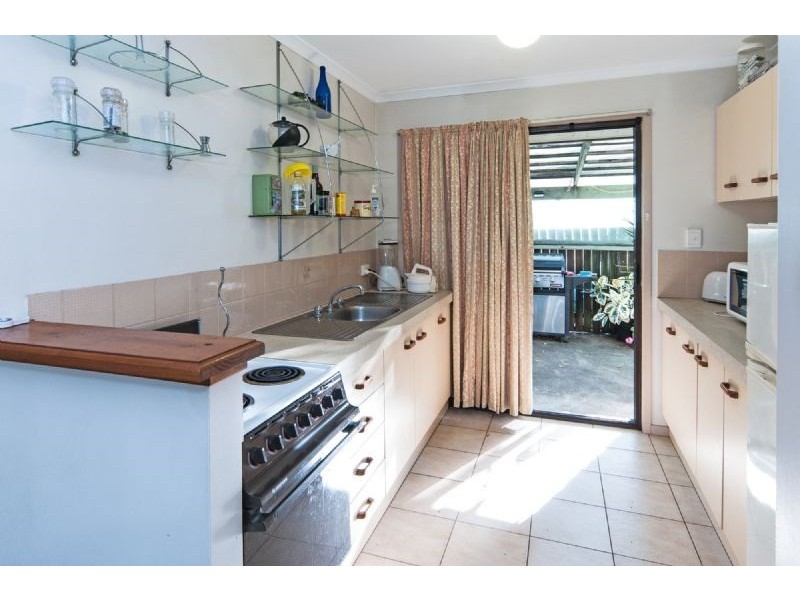 1/25 Henty Drive, Redbank Plains QLD 4301