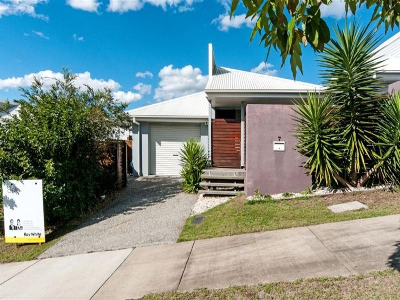 7 Skyline Avenue, Springfield Lakes QLD 4300