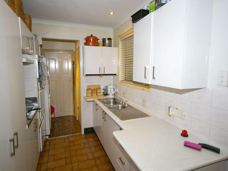 31 Josephine Street, Camira QLD 4300