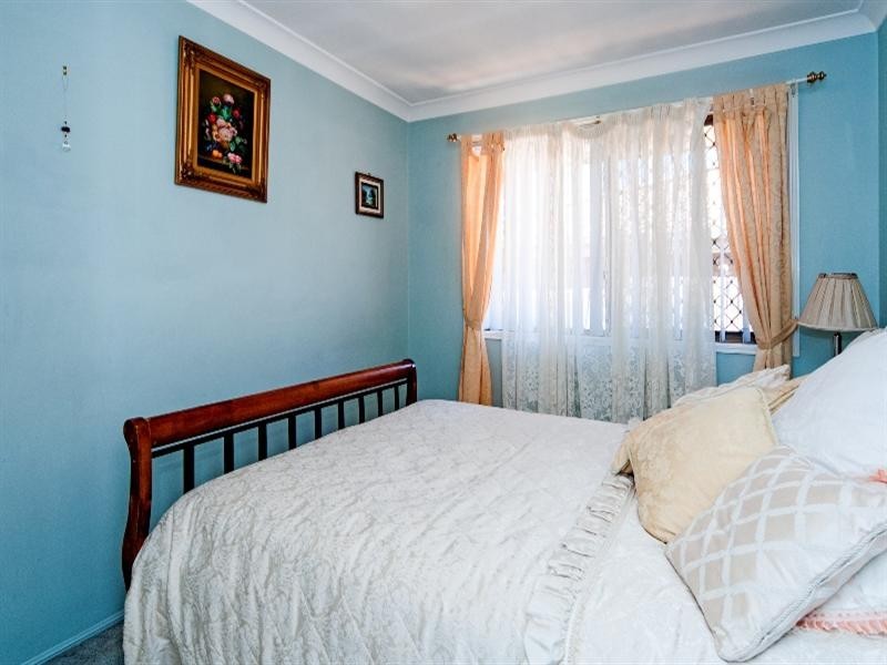 Redbank Plains QLD 4301