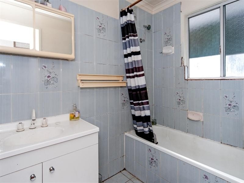 5 McLean Street, Redbank Plains QLD 4301