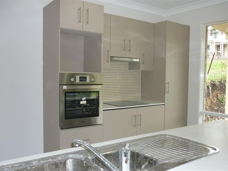 26 Boscawan Crescent, Bellbird Park QLD 4300