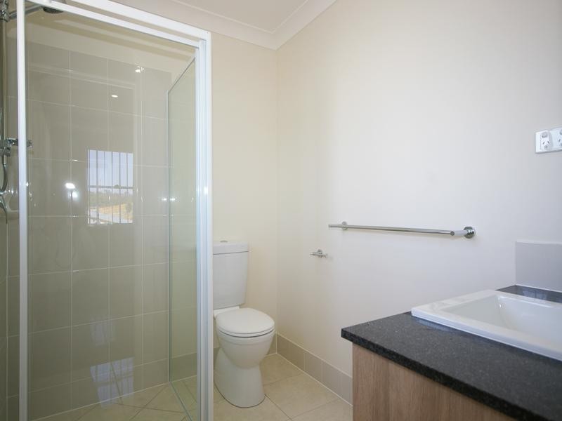 37 Neptune Crescent, Brassall QLD 4305