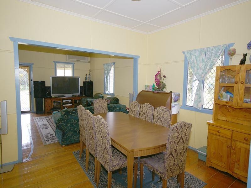37 Storey Street, Redbank Plains QLD 4301