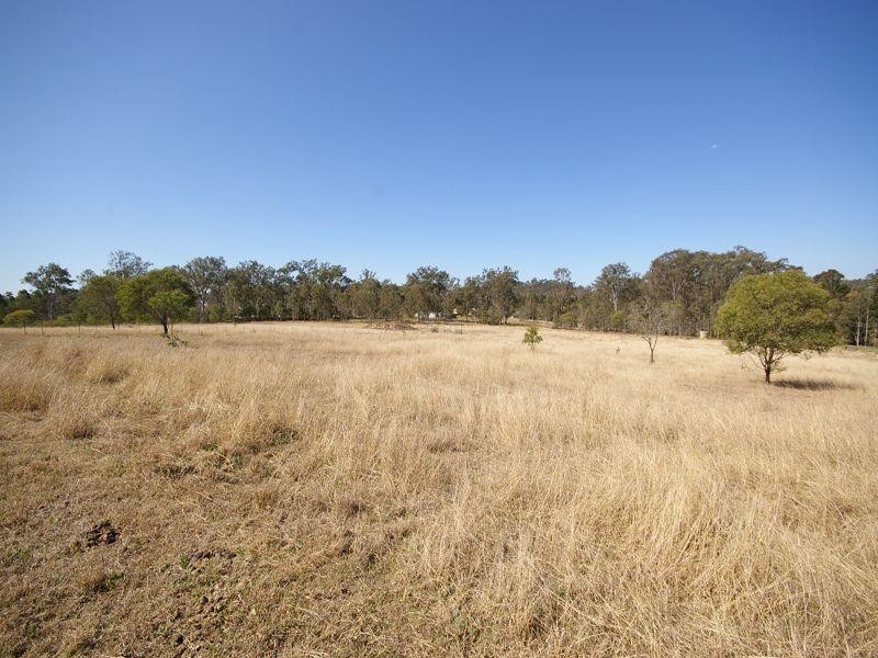 32 Greenwood Village Road, Redbank Plains QLD 4301