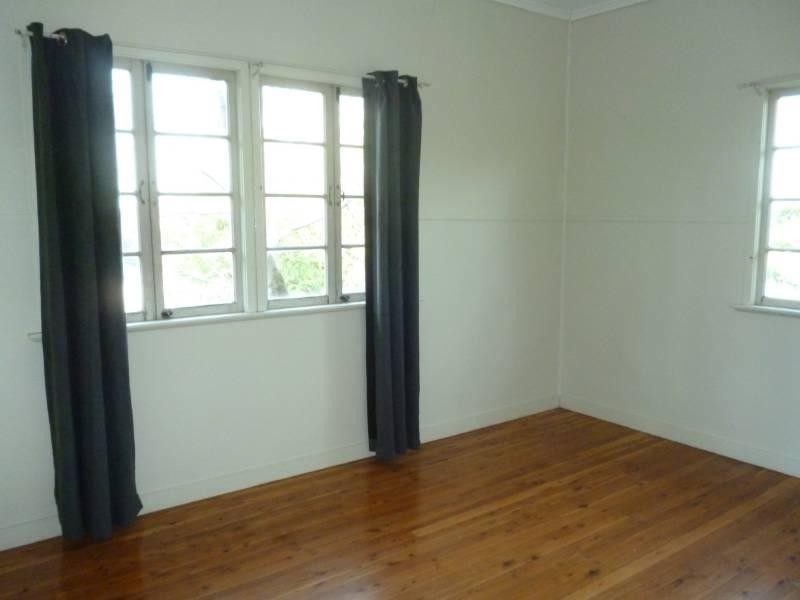 3 Mine Street, Redbank QLD 4301