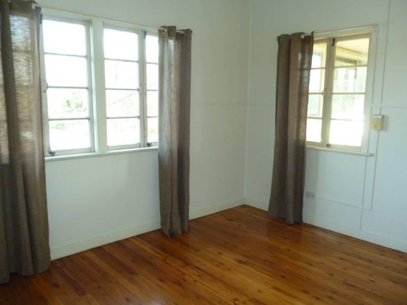 3 Mine Street, Redbank QLD 4301