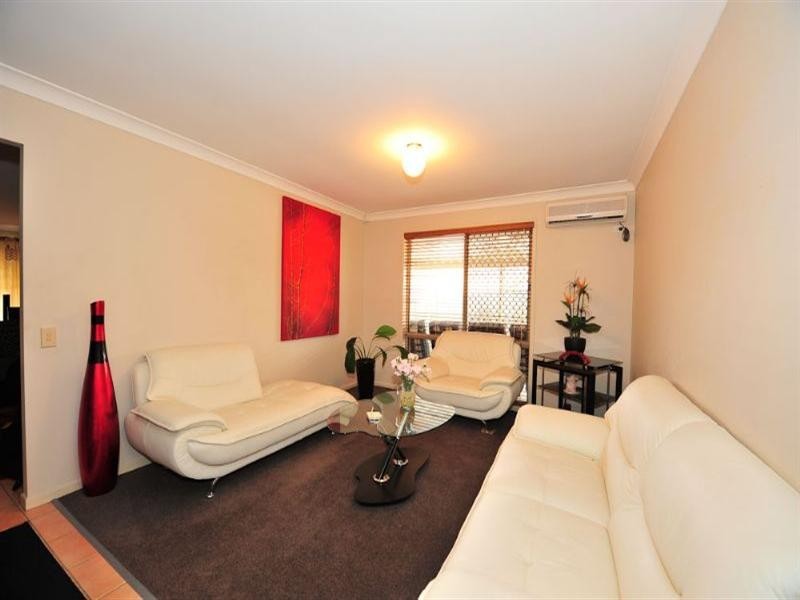 33 Whitmore Crescent, Goodna QLD 4300