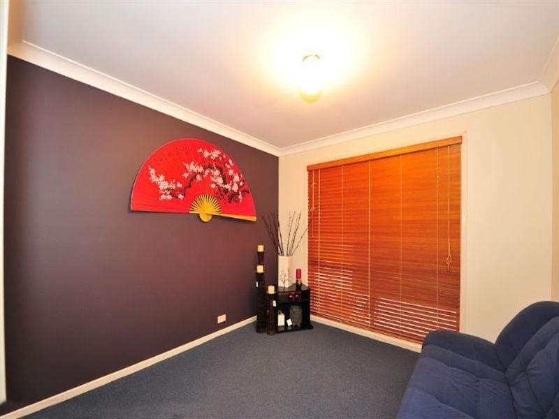 33 Whitmore Crescent, Goodna QLD 4300