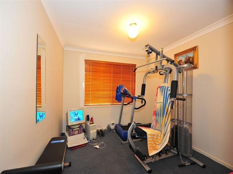 33 Whitmore Crescent, Goodna QLD 4300