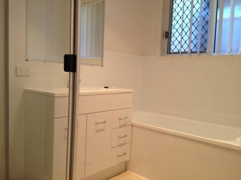 40 Pleasant Drive, Redbank Plains QLD 4301