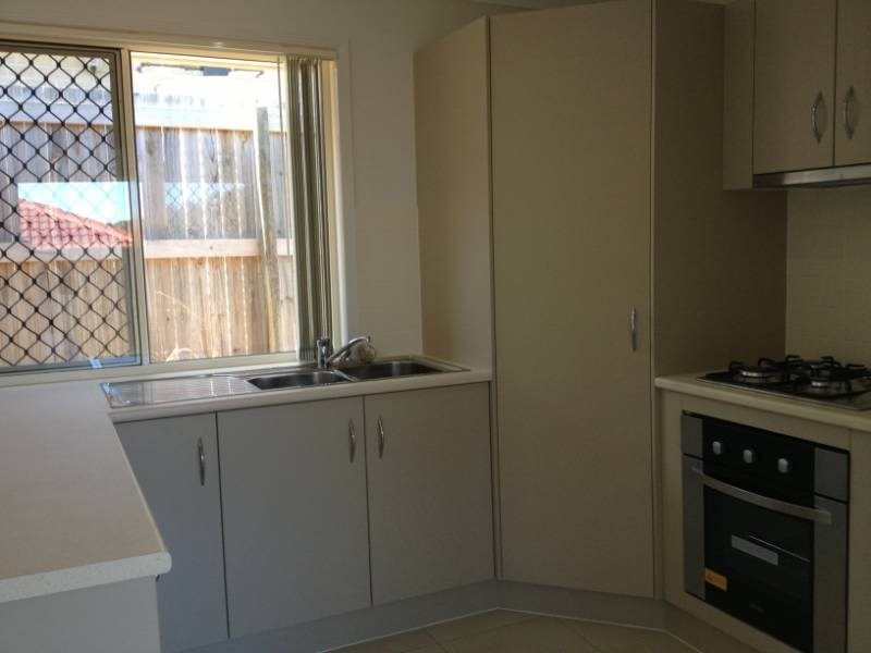 40 Pleasant Drive, Redbank Plains QLD 4301