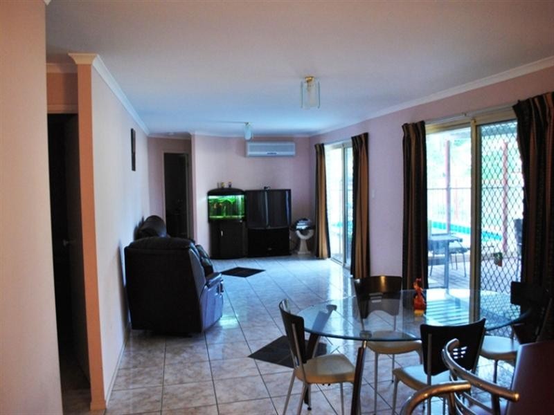 8 Forrest Crescent, Redbank Plains QLD 4301