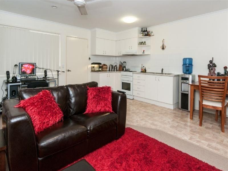 33/13 Thomas Street, Goodna QLD 4300